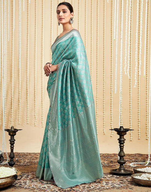 Vasthrlay Womens Banarasi Jacquard Mint Green Saree With Unstitched Blouse Piece