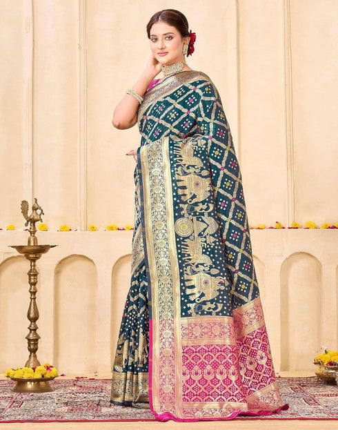 Vasthrlay Womens Weaving Unstitched Light Green Saree