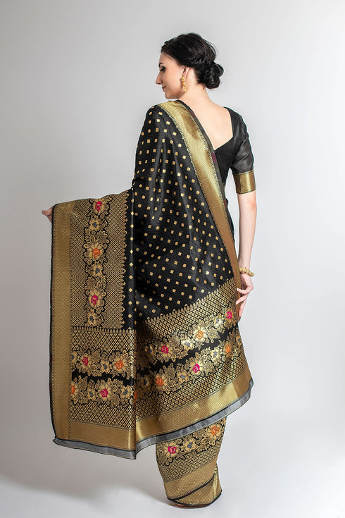 Vasthrlay Designer Saree
