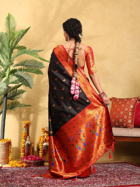 Vasthrlay Banarasi Unstitched Saree