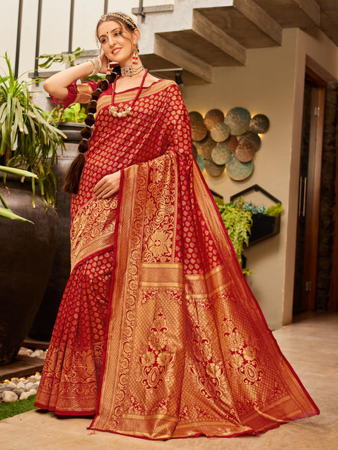 Vasthrlay Banarasi Woven Saree