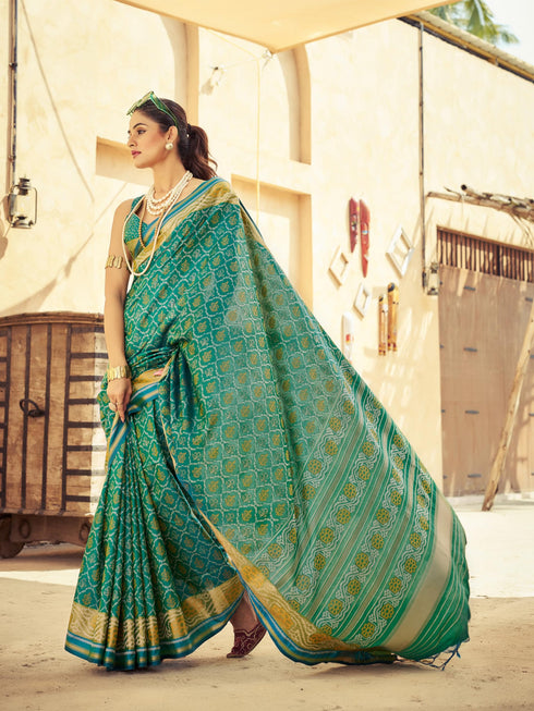 Vasthrlay Kanjivaram Unstitched Saree