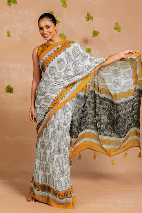Vasthrlay Fashion Chiffon Geometric Printed Ethnic Wear