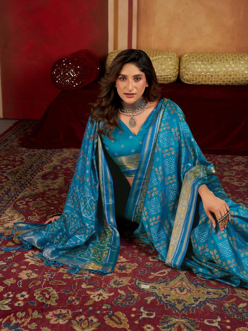Vasthrlay Women's Kanjivaram Silk Unstitched Saree