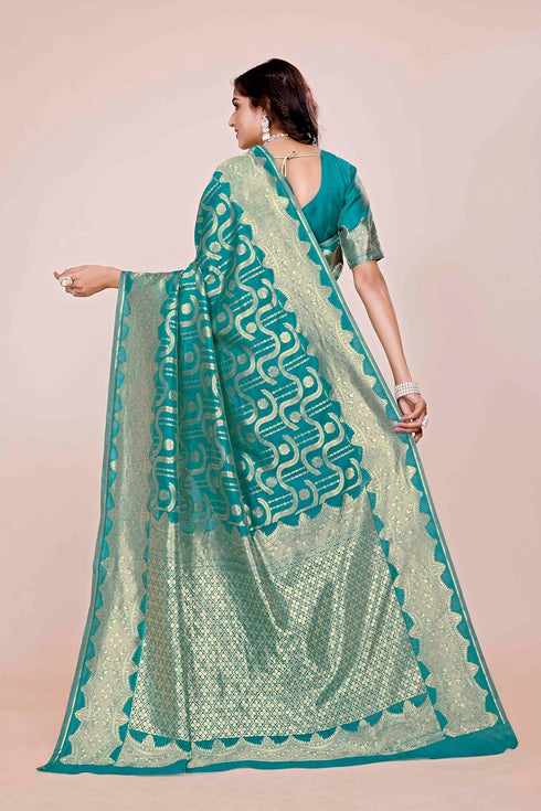 Vasthrlay Wedding Saree