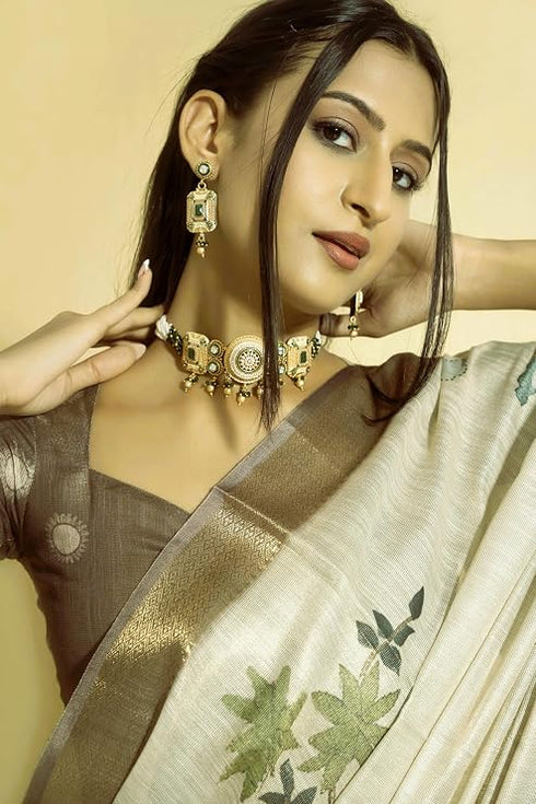 Vasthrlay Off White Abstract Print Polyester Saree With Antique Zari Border And Unstitched Blouse Piece