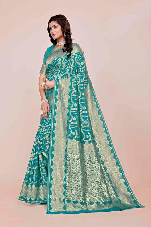 Vasthrlay Wedding Saree