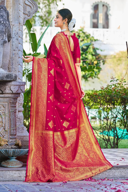 Vasthrlay Banarasi Maroon Ethnic Wear