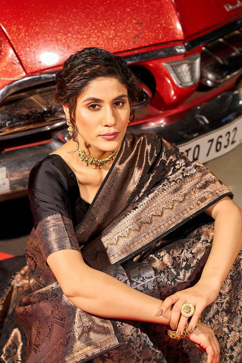 Vasthrlay Women's Kanjivaram Designer Unstitched Saree