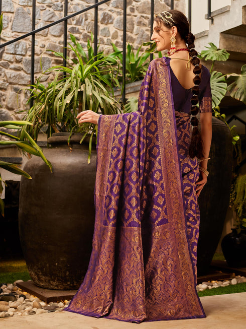 Vasthrlay Banarasi Saree