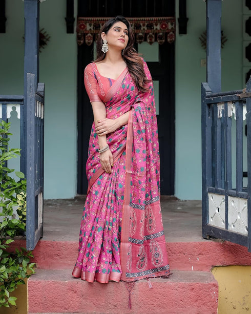 Vasthrlay Tasselled Elephant Saree