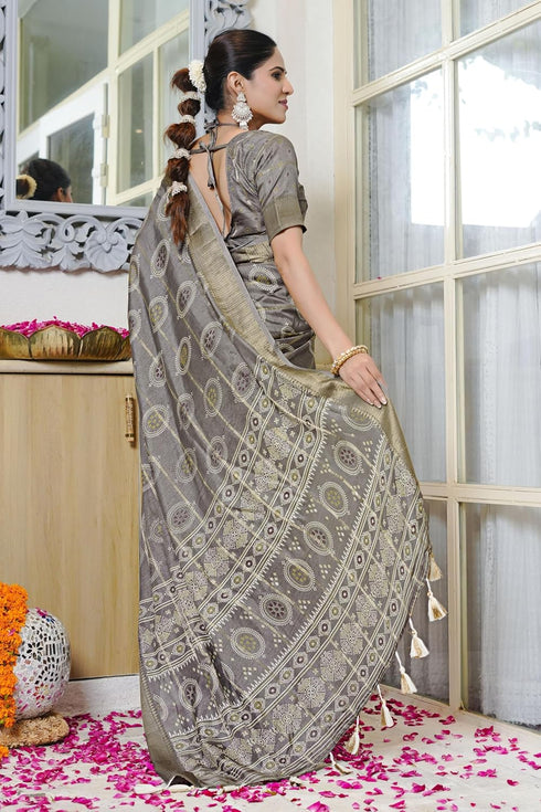 Vasthrlay Fashion Bandhani Printed Ethnic Wear