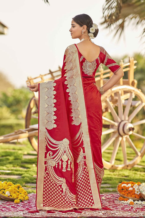 Vasthrlay Adorable Pattern Banarasi Piece Mn1745