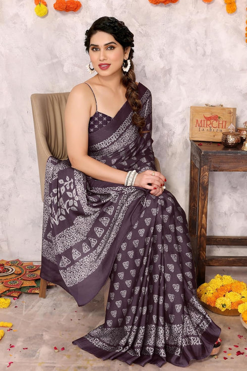 Vasthrlay Fashion Chiffon Printed Ethnic Wear
