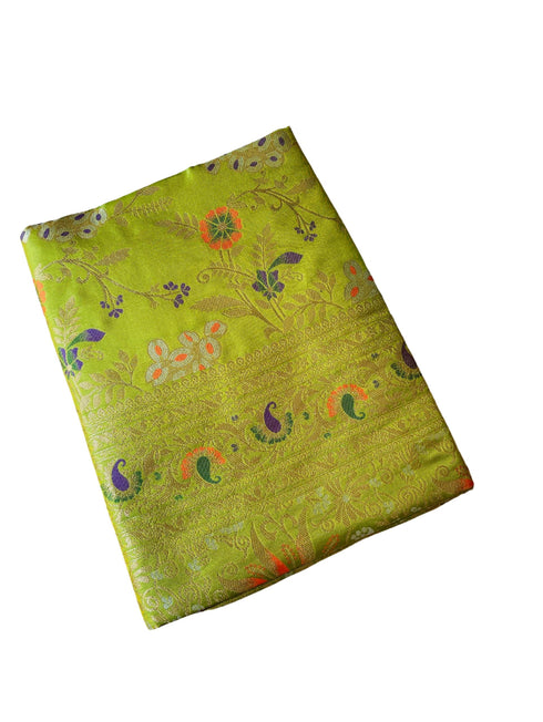 Vasthrlay Banarasi Woven Saree