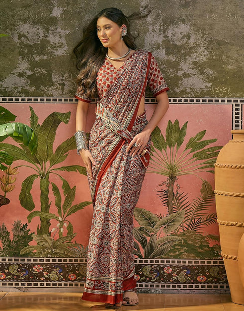 Vasthrlay Womens Printed Unstitched Maroon Saree