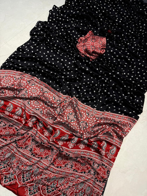 Vasthrlay Beautiful Geometric Printed
