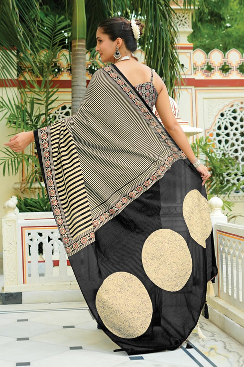 Vasthrlay Fashion Stripes Printed Ethnic Wear