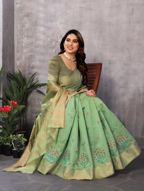 Vasthrlay Embroidery Unstitched Saree