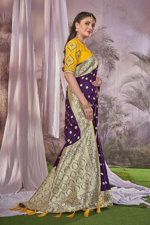 Vasthrlay Banarasi Embroidery Blouse Piece Mn1899