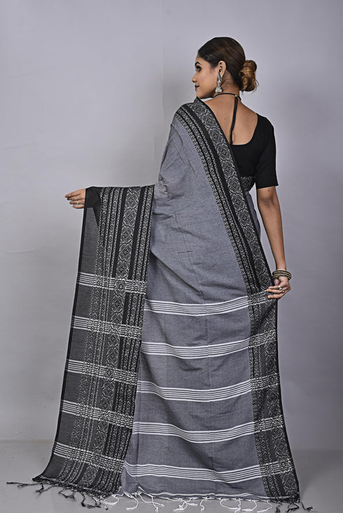 Vasthrlay Begampuri Traditional Saree
