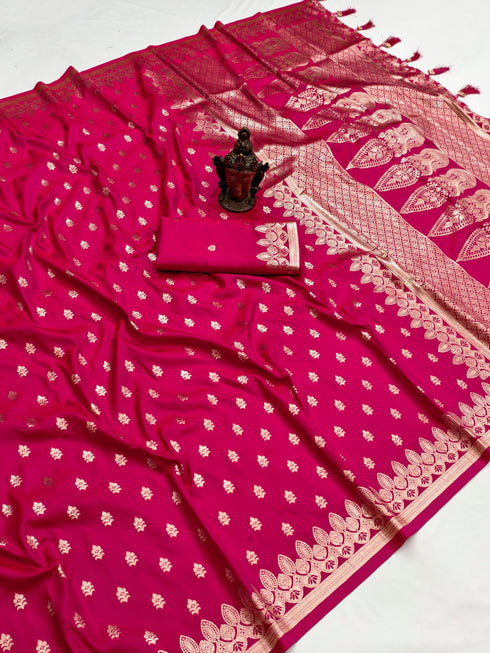Vasthrlay Banarasi Weaving