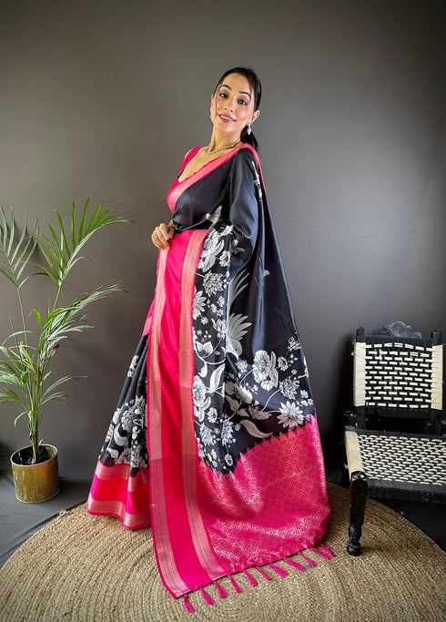 Vasthrlay Kanjivaram Kalamkari Printed Ethnic Wear