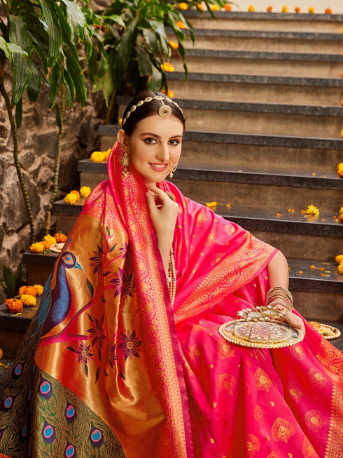 Vasthrlay Paithani Saree