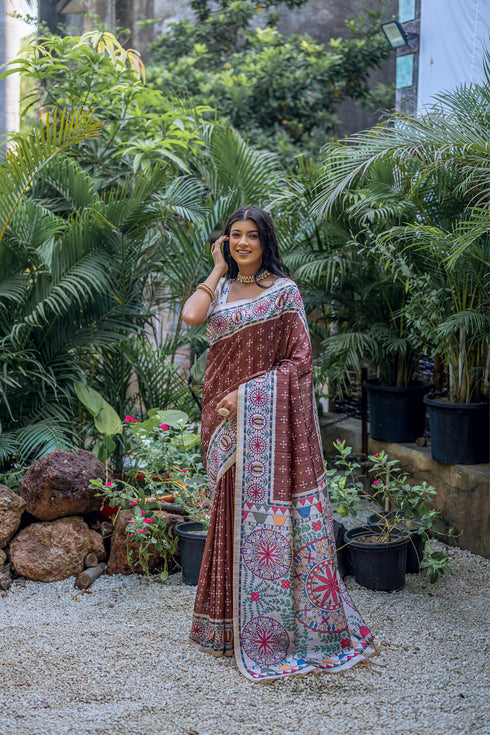 Vasthrlay Ghicha Madhubani Print