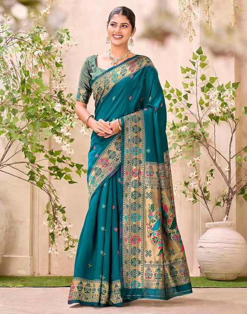 Vasthrlay Weaving Paithani Unstitched Pink Saree