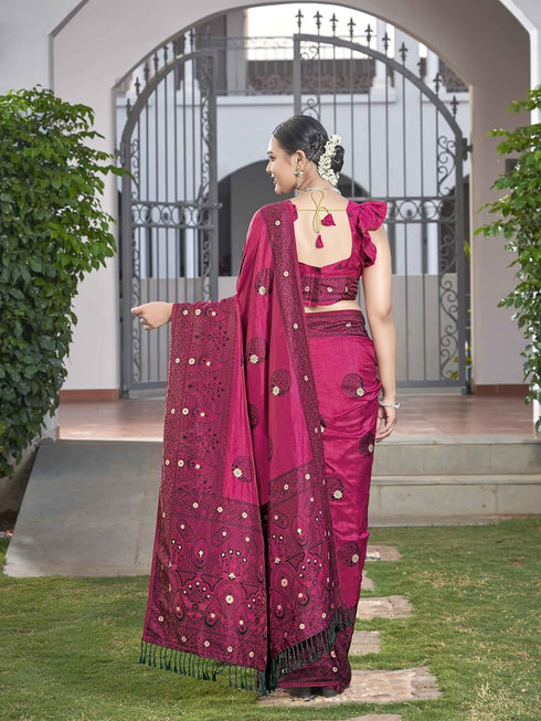Vasthrlay Trendy Banarasi Jacquard Blouse