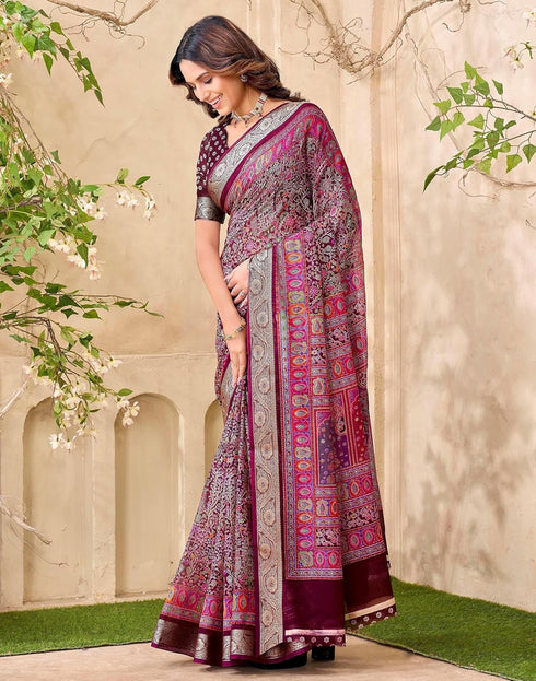 Vasthrlay Georgette Printed Unstitched Red Saree