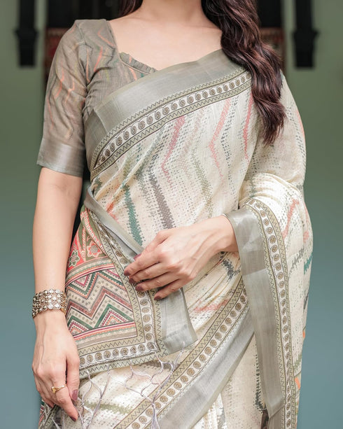 Vasthrlay Floral Printed Tassels Saree
