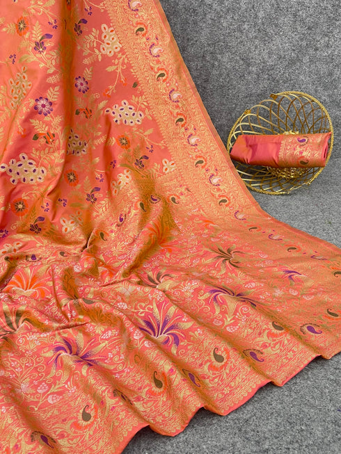 Vasthrlay Banarasi Woven Saree