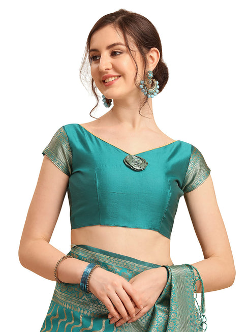 Vasthrlay Gold Unstitched Saree