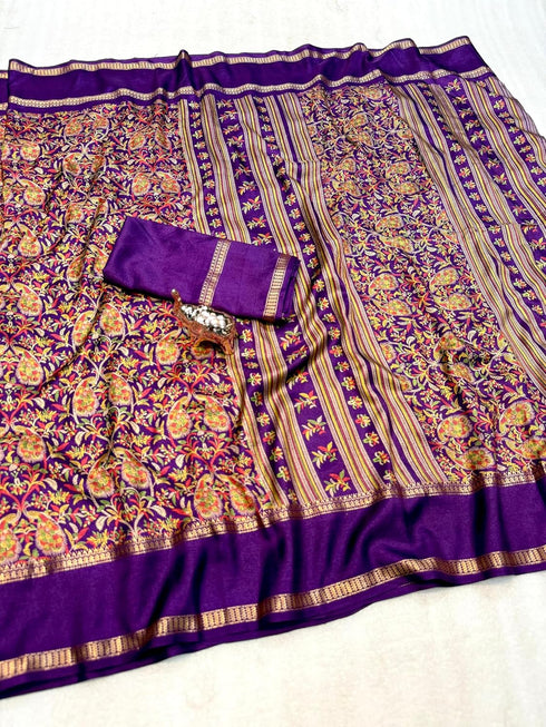 Vasthrlay Bollywood Beautiful Designer