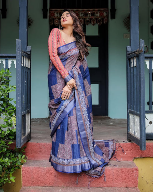 Vasthrlay Turquoise Floral Embroidered Saree