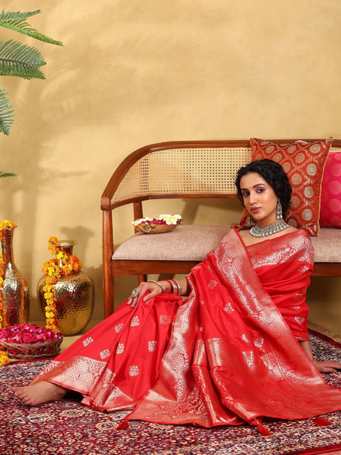 Vasthrlay Banarasi Unstitched Saree