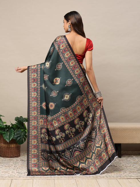 Vasthrlay Designer Unstitched Saree
