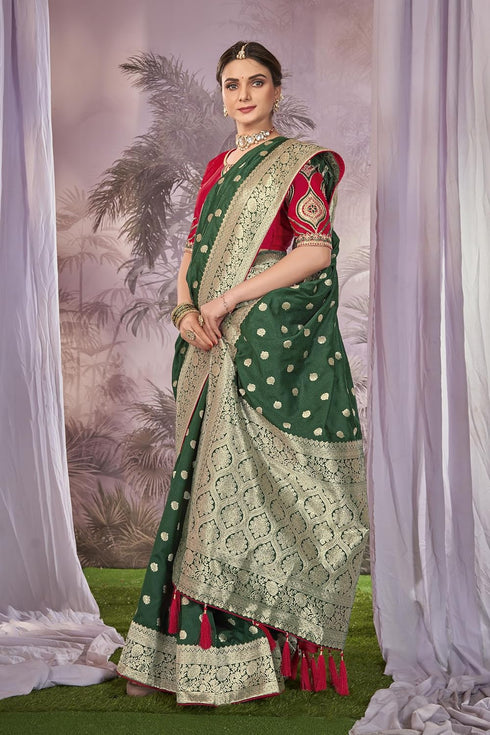 Vasthrlay Banarasi Embroidery Blouse Piece Mn1902