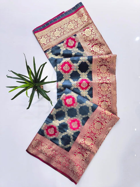 Vasthrlay Banarasi Weaving Contrast