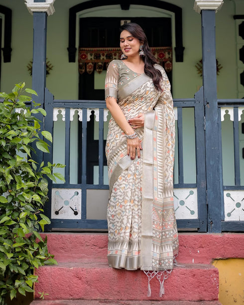 Vasthrlay Handwoven Printed Tasselled Saree
