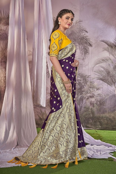 Vasthrlay Banarasi Embroidery Blouse Piece Mn1900