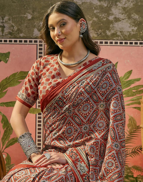 Vasthrlay Womens Printed Unstitched Maroon Saree