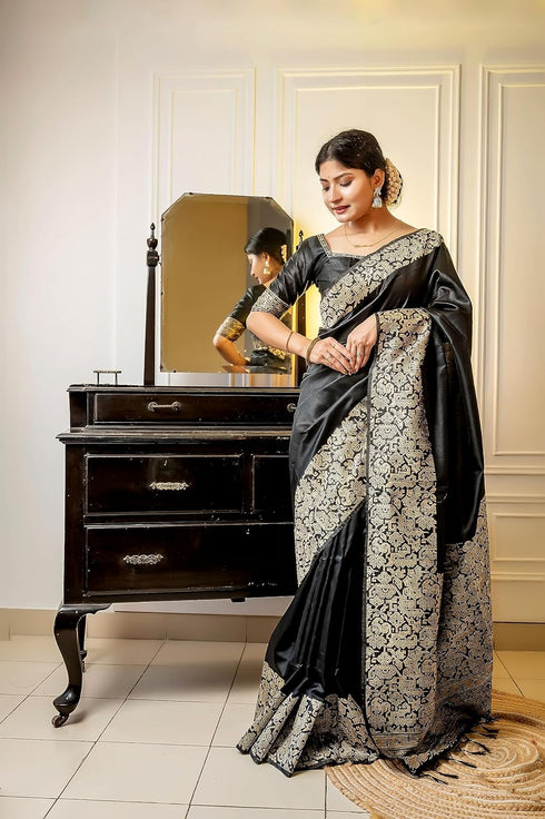 Vasthrlay Tussar Handloom Saree