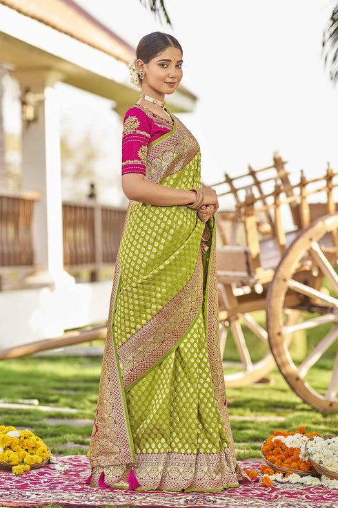 Vasthrlay Adorable Pattern Banarasi Piece Mn1738