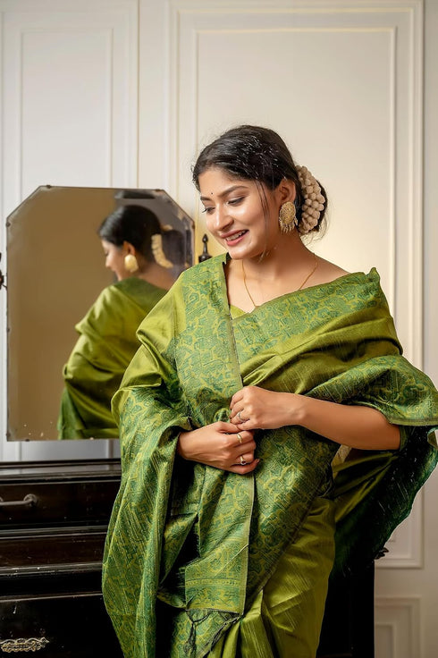 Vasthrlay Tussar Handloom Saree