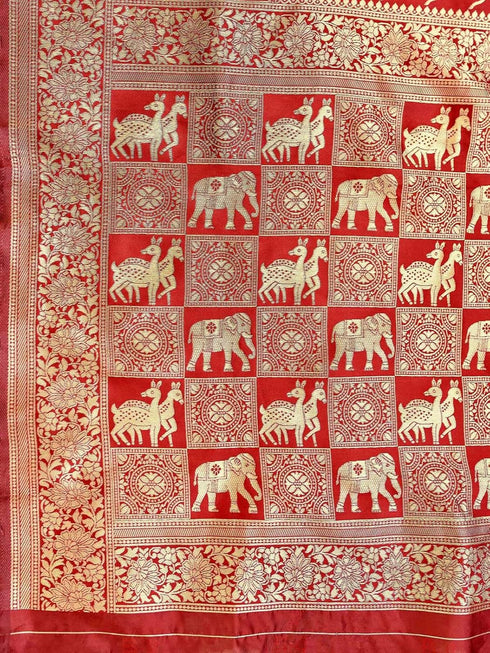 Vasthrlay Banarasi Weaving Maroon Saree