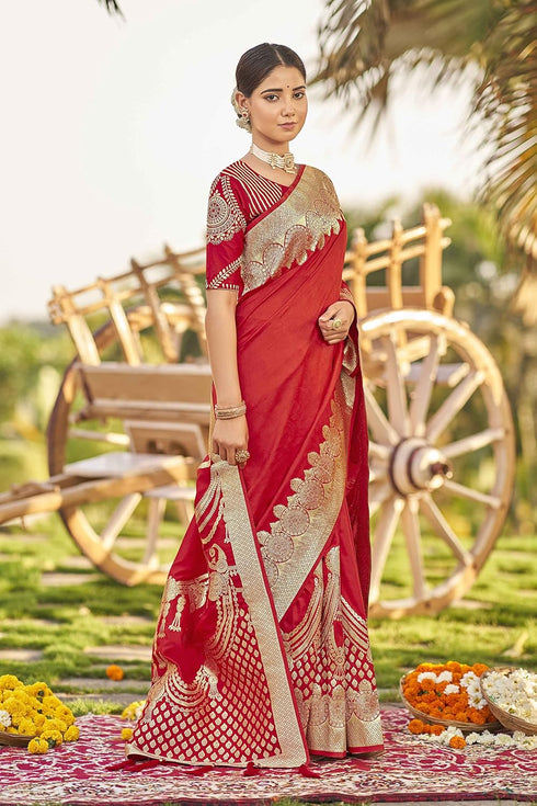 Vasthrlay Adorable Pattern Banarasi Piece Mn1745