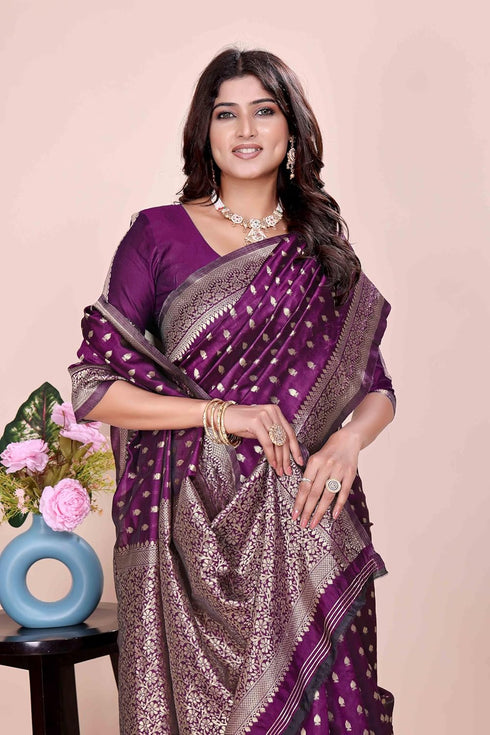 Vasthrlay Wedding Saree